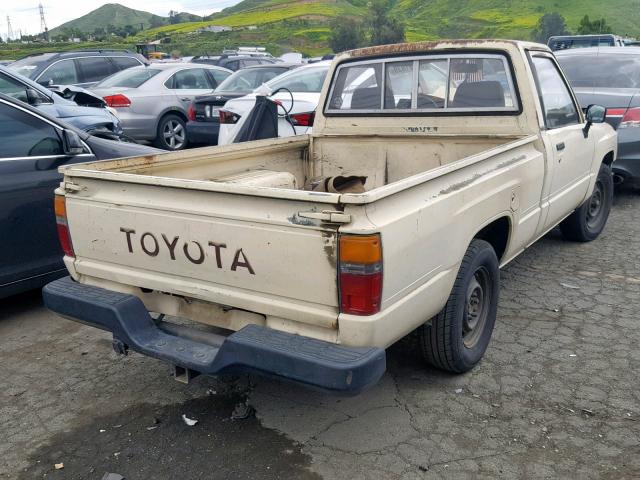 JT4RN50RXF0049073 - 1985 TOYOTA PICKUP 1/2 YELLOW photo 4