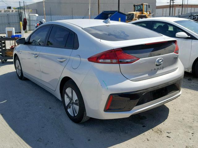 KMHC65LCXJU097406 - 2018 HYUNDAI IONIQ BLUE SILVER photo 3