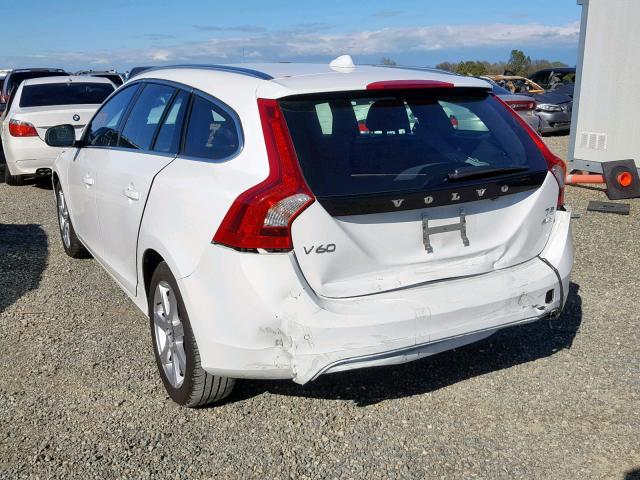 YV140MSM8H1369150 - 2017 VOLVO V60 PLATIN WHITE photo 3