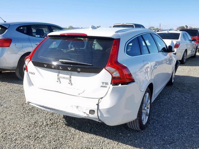 YV140MSM8H1369150 - 2017 VOLVO V60 PLATIN WHITE photo 4