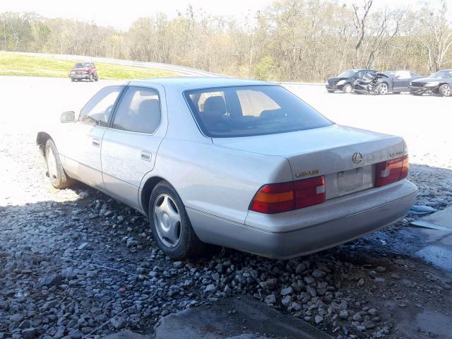 JT8BH28F4W0103094 - 1998 LEXUS LS 400 WHITE photo 3