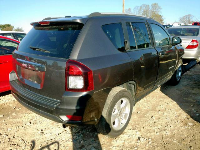 1C4NJCBB7HD185946 - 2017 JEEP COMPASS SP Графитовый фото 4