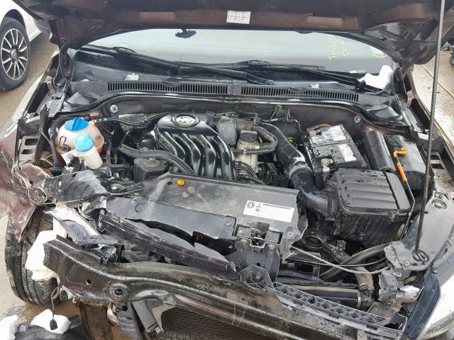 3VW2K7AJ9BM377071 - 2011 VOLKSWAGEN JETTA BASE BROWN photo 7