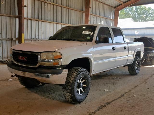 1GTHC23182F145989 - 2002 GMC SIERRA C25 WHITE photo 2