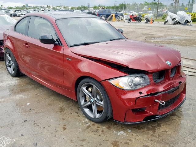 WBAUC7C51AVK80926 - 2010 BMW 135 I RED photo 1