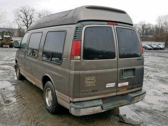 1GBFG15R6Y1213242 - 2000 CHEVROLET EXPRESS G1 BROWN photo 3