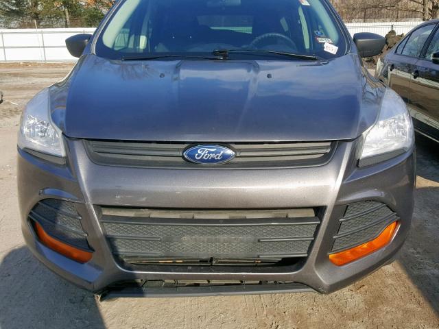 1FMCU0F76DUA37246 - 2013 FORD ESCAPE S GRAY photo 9