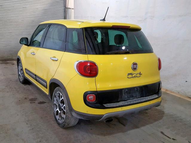 ZFBCFADH3EZ023599 - 2014 FIAT 500L TREKK YELLOW photo 3