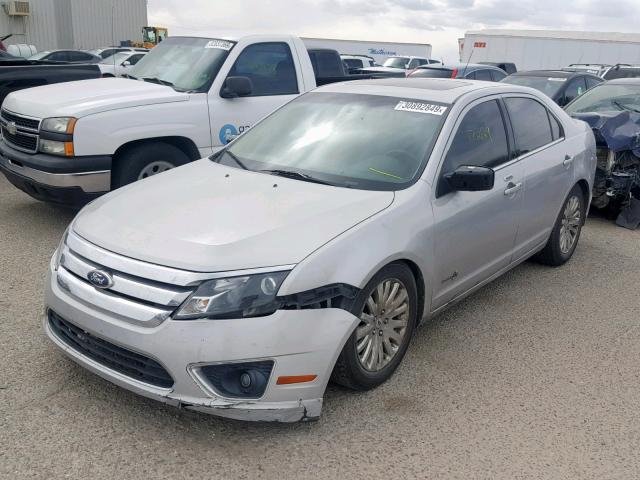 3FADP0L3XAR144827 - 2010 FORD FUSION HYB SILVER photo 2