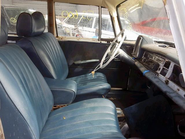 269787200D - 1966 MERCEDES-BENZ 200D WHITE photo 5