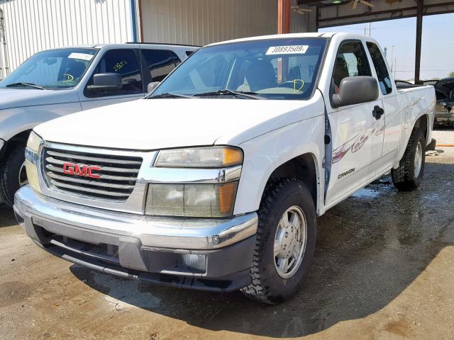 1GTCS198758215020 - 2005 GMC CANYON WHITE photo 2