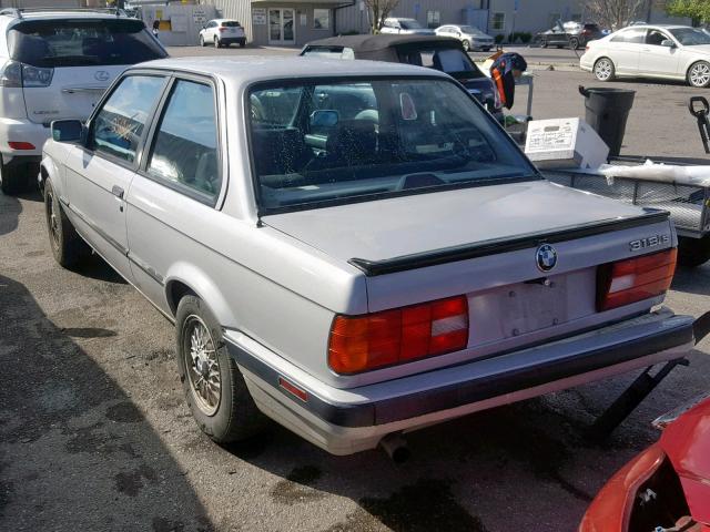 WBAAF9316MEE70439 - 1991 BMW 318 IS SILVER photo 3