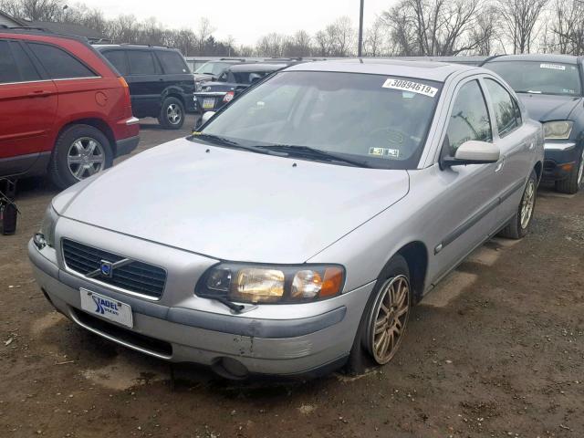 YV1RS64A242378414 - 2004 VOLVO S60 SILVER photo 2