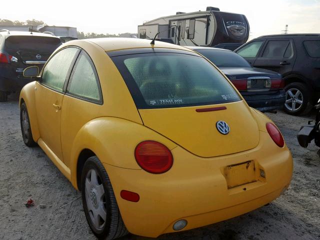 3VWCD21C4YM485495 - 2000 VOLKSWAGEN NEW BEETLE Sarı foto 3