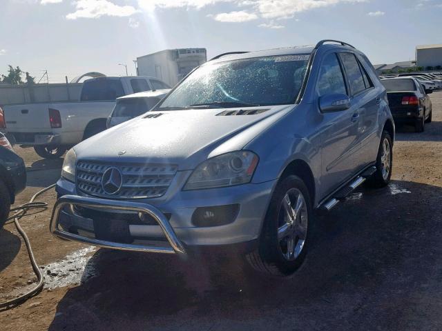 4JGBB86E76A097071 - 2006 MERCEDES-BENZ ML 350 BLUE photo 2