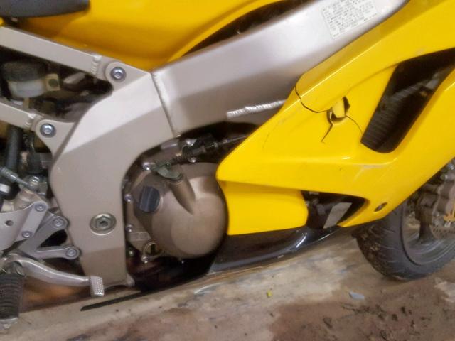 JKAZX4J192A051649 - 2002 KAWASAKI ZX600 J1 YELLOW photo 7