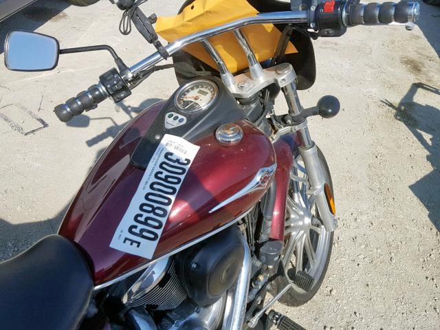 JKAVN2C11BA045477 - 2011 KAWASAKI VN900 C MAROON photo 5