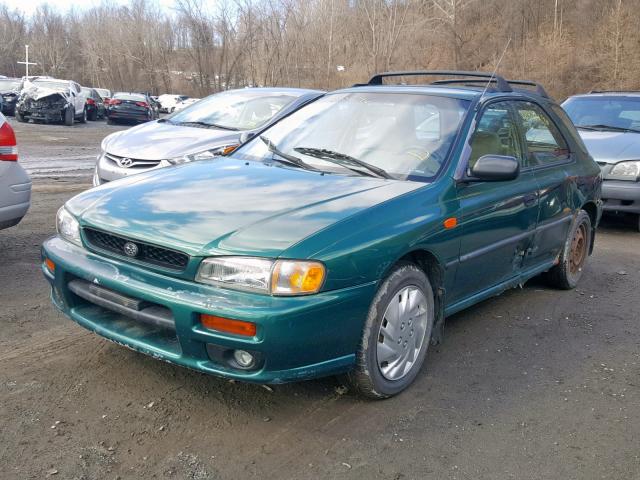 JF1GF435XWH807430 - 1998 SUBARU IMPREZA L GREEN photo 2