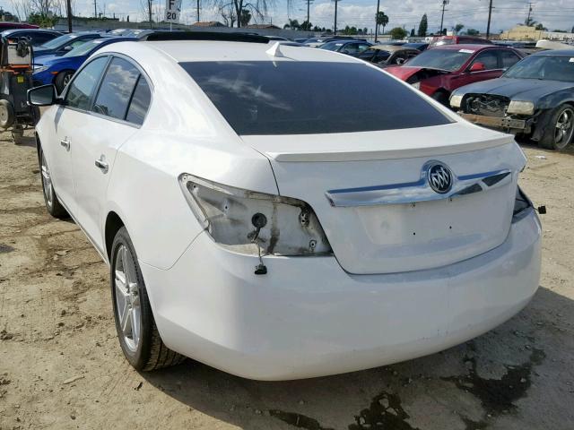 1G4GC5EC5BF291886 - 2011 BUICK LACROSSE C WHITE photo 3