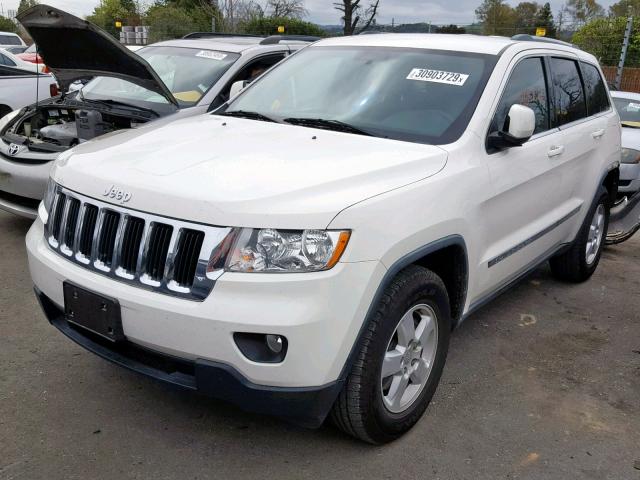 1C4RJEAGXCC115866 - 2012 JEEP GRAND CHER WHITE photo 2