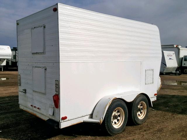 0000000000F232047 - 1994 UTILITY TRAILER WHITE photo 4