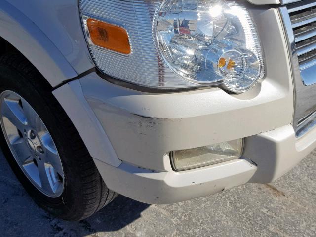 1FMEU65E06ZA17334 - 2006 FORD EXPLORER L WHITE photo 9