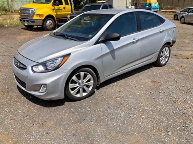 KMHCU4AE6DU328570 - 2013 HYUNDAI ACCENT GLS SILVER photo 2