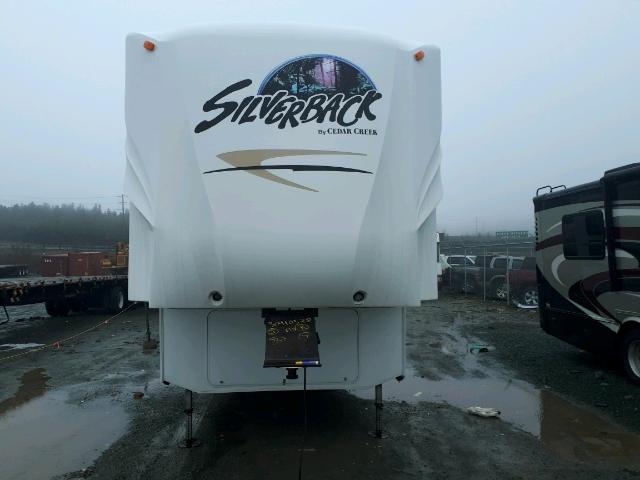 4X4FCRL28BS204565 - 2010 WILDWOOD TRAILER WHITE photo 7