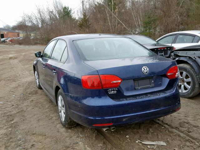 3VW2K7AJ2EM375778 - 2014 VOLKSWAGEN JETTA BASE BLUE photo 3