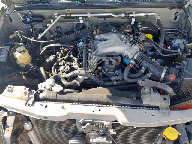 1N6ED27T24C402657 - 2004 NISSAN FRONTIER C SILVER photo 7