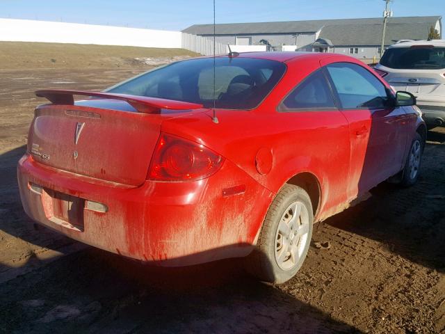 1G2AL18H297134075 - 2009 PONTIAC G5 RED photo 4