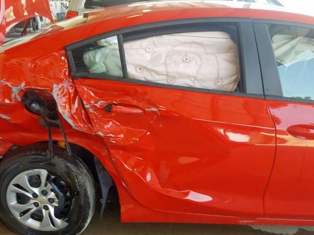 1G1BJ5SM0K7103067 - 2019 CHEVROLET CRUZE RED photo 6