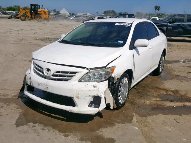 5YFBU4EE0DP085393 - 2013 TOYOTA COROLLA BA WHITE photo 2