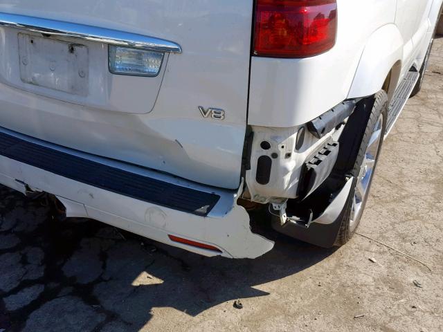 JTJBT20X140048859 - 2004 LEXUS GX 470 WHITE photo 9