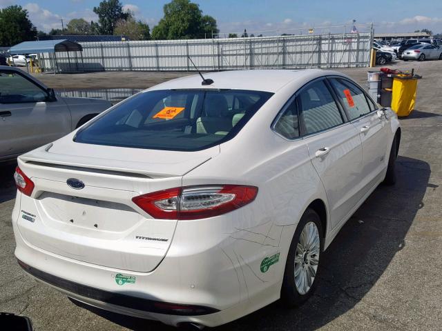 3FA6P0SU9ER306665 - 2014 FORD FUSION TIT WHITE photo 4