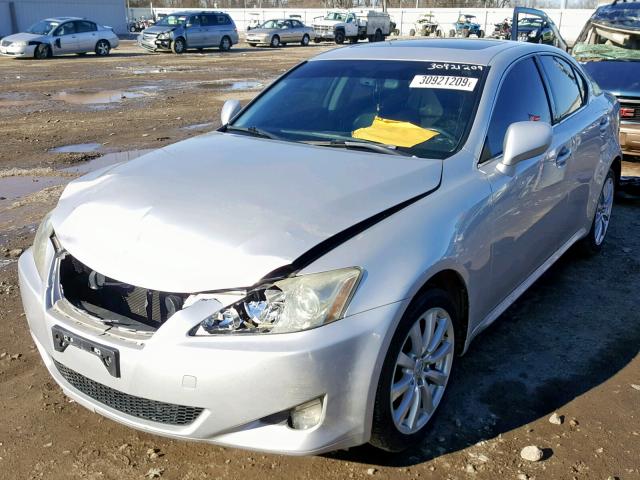 JTHCK262072014683 - 2007 LEXUS IS 250 SILVER photo 2