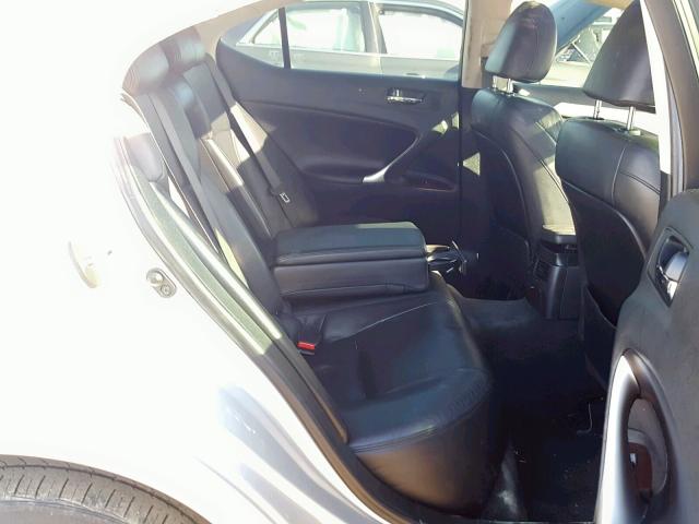 JTHCK262072014683 - 2007 LEXUS IS 250 SILVER photo 6