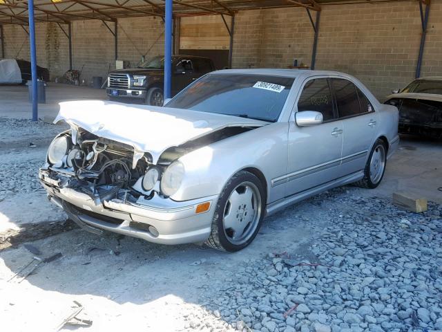 WDBJF74J3YB043129 - 2000 MERCEDES-BENZ E 55 AMG SILVER photo 2