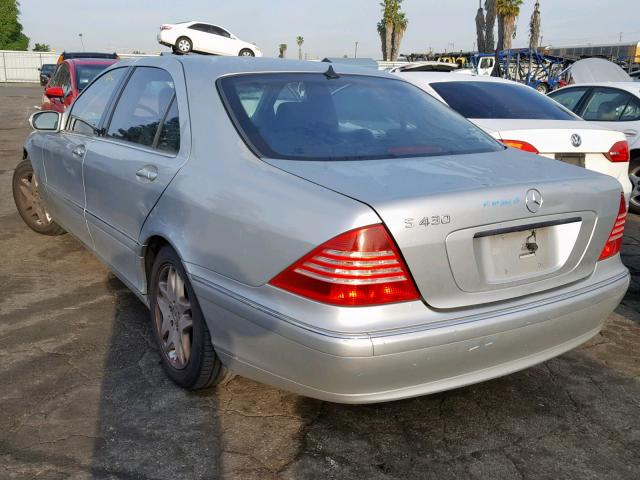 WDBNG70JX5A456896 - 2005 MERCEDES-BENZ S 430 SILVER photo 3