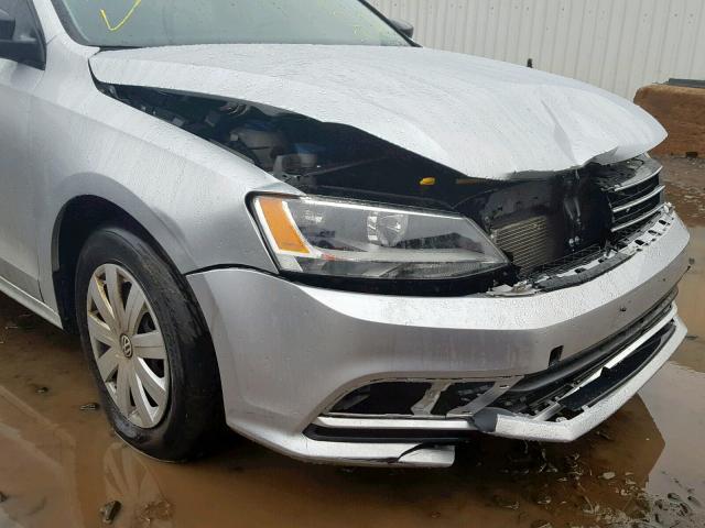 3VW2K7AJ5FM252557 - 2015 VOLKSWAGEN JETTA BASE GRAY photo 9