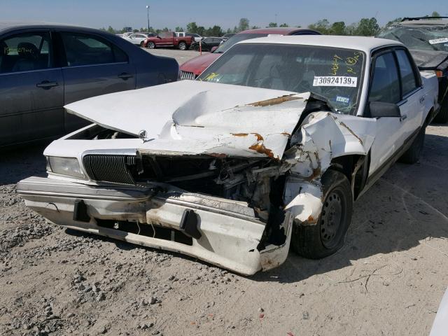 1G4AG55M0T6481003 - 1996 BUICK CENTURY SP WHITE photo 2