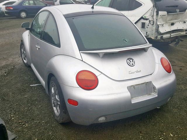 3VWDD21C8YM463858 - 2000 VOLKSWAGEN NEW BEETLE ვერცხლისფერი ფოტო 3