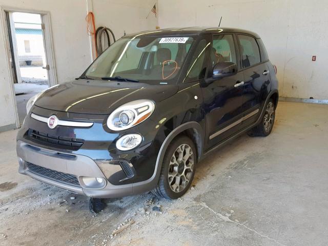 ZFBCFADH2EZ015784 - 2014 FIAT 500L TREKK BLACK photo 2