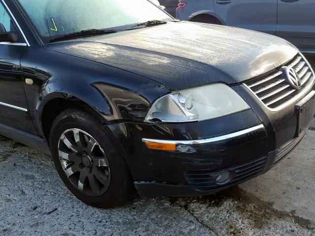 WVWPD63B61P125239 - 2001 VOLKSWAGEN PASSAT GLS BLACK photo 9