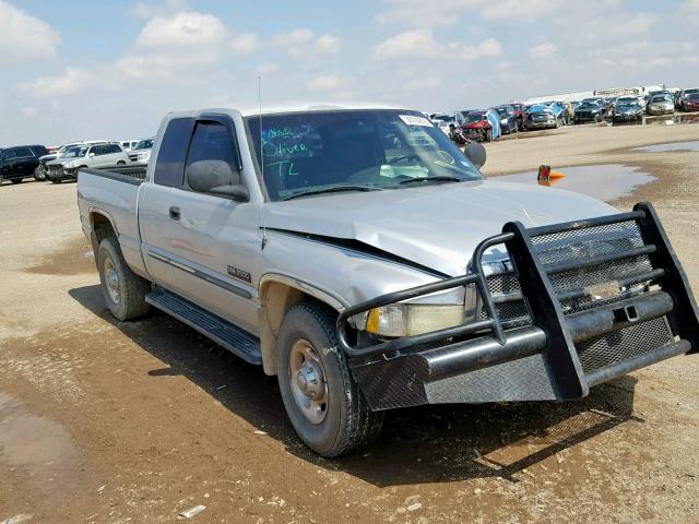 3B7KC23672M294010 - 2002 DODGE RAM 2500 SILVER photo 1