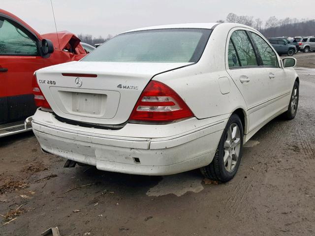 WDBRF92H07F839472 - 2007 MERCEDES-BENZ C 280 4MAT WHITE photo 4