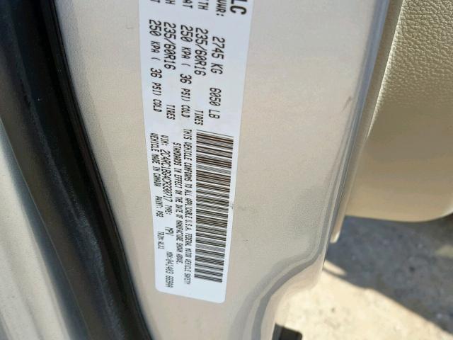 2C4RC1BG4CR330717 - 2012 CHRYSLER TOWN & COU SILVER photo 10