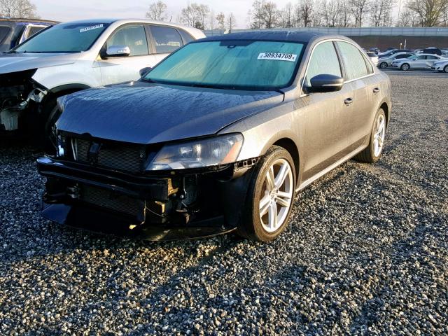 1VWBH7A3XEC013778 - 2014 VOLKSWAGEN PASSAT SE GRAY photo 2