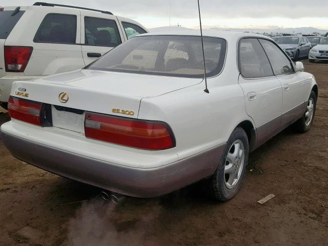 JT8GK13T3S0108568 - 1995 LEXUS ES 300 WHITE photo 4