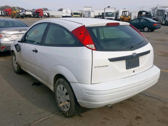 1FAFP31N57W335608 - 2007 FORD FOCUS ZX3 WHITE photo 3